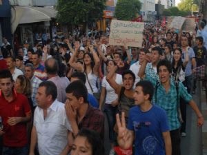 <font color=red>MANAVGAT’TA TAKSİM EYLEMİ</font>