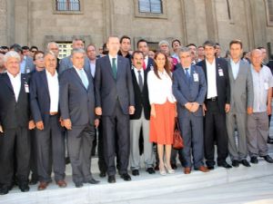 <font color=red>AK PARTİ DÖŞEMEALTI BAŞBAKAN'LA </font>