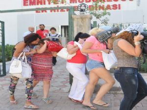 <font color=red>ANTALYA’DA FUHUŞ OPERASYONU</font>