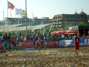 <font color=red>BEACH PARK’TA FUTBOL HEYECANI</font>