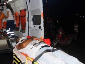 <font color=red>ANTALYA'DA TRAFİK KAZASI : 2 YARALI</font>