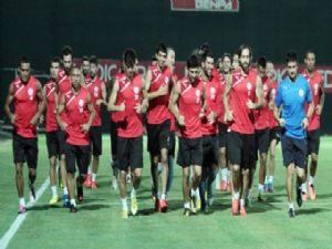 <font color=red>ANTALYASPOR’DA SIKI HAZIRLIK</font>
