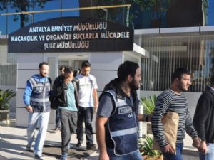 ANTALYA'DA ÇETE OPERASYONU