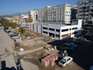 KUMLUCA'DA KATLI OTOPARK