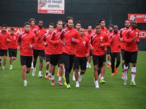 ANTALYASPOR'DA GALATASARAY MAÇI HAZIRLIKLARI BAŞLADI