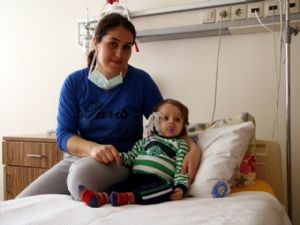 ANNESİNDEN BARAN BEBEĞE İKİNCİ HAYAT 