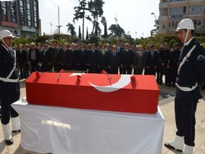 EMEKLİ VALİ YARDIMCISI SON YOLCULUĞUNA UĞURLANDI