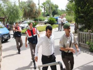 MHP'Lİ BAŞKAN, ESKİ BAŞKANIN OĞLUNU YUMRUKLA HASTANELİK ETTİ