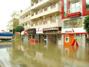 MANAVGAT SULAR ALTINDA