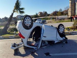 ANTALYA'DA KAZA : 1 ÖLÜ 1 YARALI