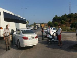 MANAVGAT’TA TRAFİK KAZASI : 1 YARALI 