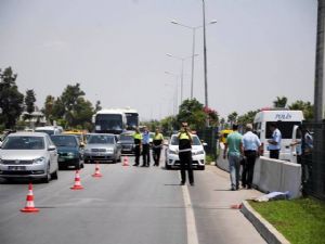 ANTALYA'DA 1 ÇİNLİ TURİST KAZA'DA ÖLDÜ