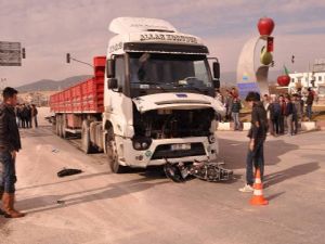 14 YAŞINDAKİ LİSE ÖĞRENCİSİ TRAFİK KAZASINDA ÖLDÜ