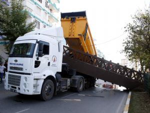 MURATPAŞA BELEDİYESİ ŞOFÖRÜ FACİAYA YOL AÇIYORDU