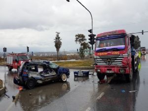 MANAVGAT'TA KAZA : 3 KİŞİ YARALI