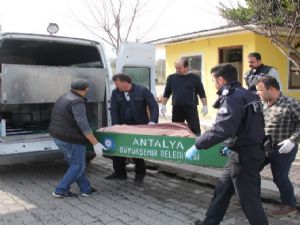 EVSİZ VATANDAŞ ÖLÜ BULUNDU
