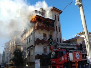 KOMŞULARININ UYARISIYLA ÖLÜMDEN DÖNDÜLER