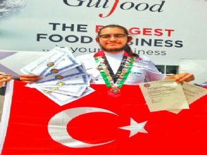 TÜRK AŞÇI DUBAİDE'Kİ YARIŞMADA DÜNYA DÖRDÜNCÜSÜ OLDU