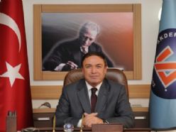 AKDENİZ ÜNİVERSİTESİ REKTÖRÜ KURTCEPHE