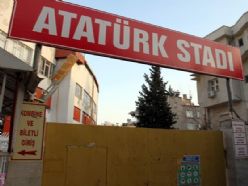 ANTALYA ATATÜRK STADYUMUNDA TEDBİRSİZLİK : 1 ÖLÜ